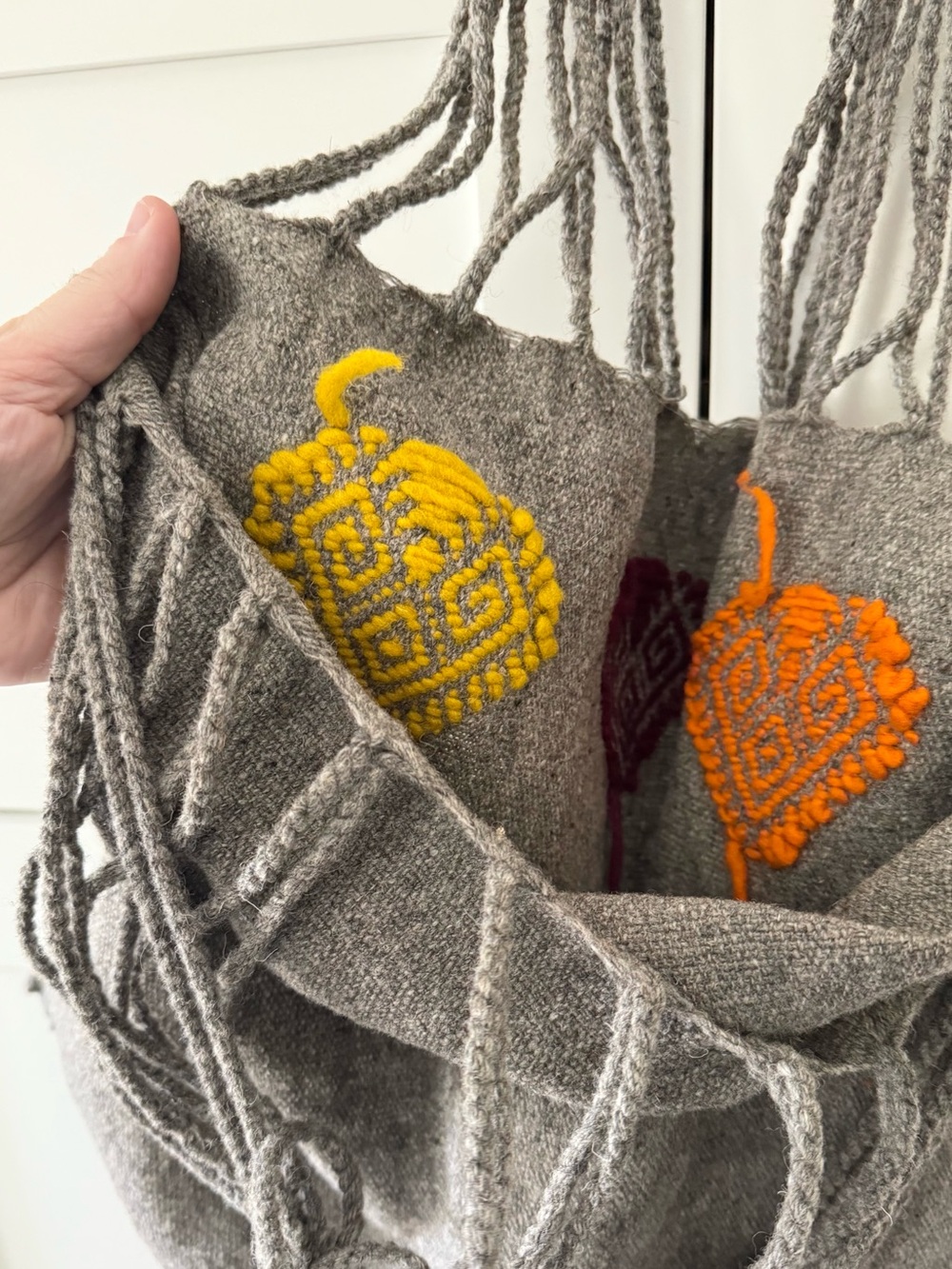 Mexican Handcrafted Grey Wool Knit Shoulder Tote, Woven Hearts Market Bag - Picture 15 of 17